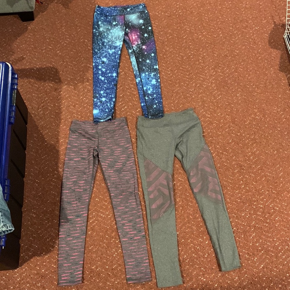 Girls sz 7/8 yoga leggings (3 pairs)